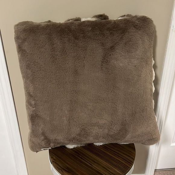 Decorative Brown Ivory throw Pillow - Picture 5 of 8